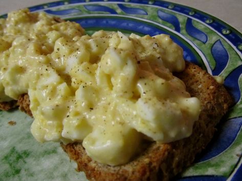 Goldenrod Eggs, Creamed Eggs On Toast, Recipes Eggs, Eggs On Toast, Eggs For Easter, Breakfast Recipies, Avocado Toast Egg, Colored Eggs, Easter Stuff