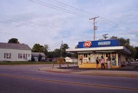 80s Midwest Aesthetic, Suburban Summer Aesthetic, 1970s Small Town Aesthetic, Nostalgic Summer Aesthetic, 1980s Small Town Aesthetic, 80s Small Town, Small Midwest Town Aesthetic, Small Midwest Town, Midwest Summer