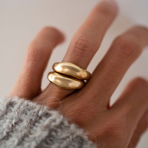 Vintage Gold Statement Ring, Wax Ring Carving Ideas, Stacked Gold Rings, Unusual Rings Design, Wax Carved Ring, Wax Casting Jewelry, Wax Carving Jewelry, Rings Stack, Hand Carved Ring