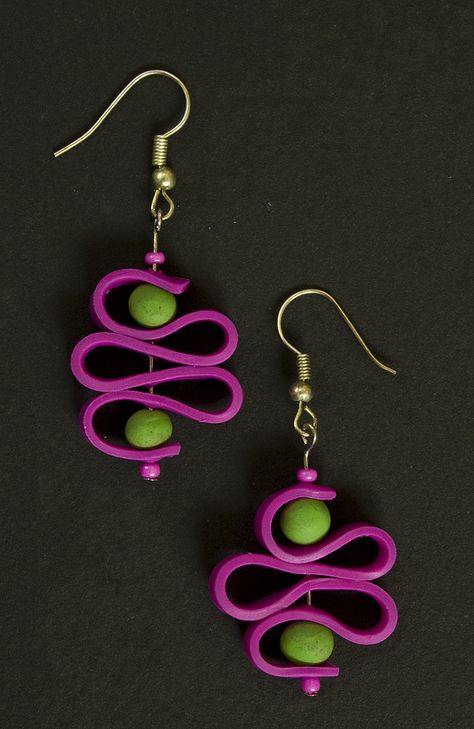 Aluminum Wire Jewelry, Crazy Earrings, Paper Quilling Earrings, Leather Jewelry Making, Handmade Leather Jewelry, Paper Quilling Jewelry, Diy Leather Earrings, Quirky Jewelry, Quilling Jewelry