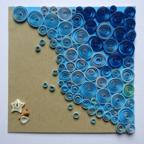 Cool beach layout Ocean Paper Crafts, Paper Quilling Cards Ideas, Quilling Ocean, Easy Quilling Ideas, Quilling Cards Ideas, Quilling Ideas For Kids, Quilling Ideas For Beginners, Quilling Patterns Tutorials, Beach Layout