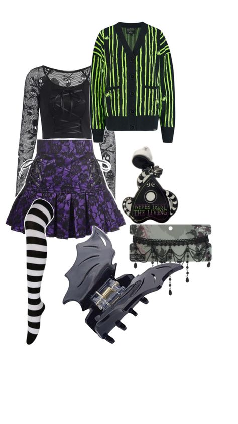 Kitty Cheshire Aesthetic, Cheshire Aesthetic, Beetle Juice Movie, Juice Movie, Kitty Cheshire, Beetle Juice, Beetlejuice, Aesthetic Outfits, Juice