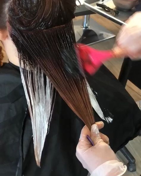 Balyage Hair, Balayage Technique, Hair Color Formulas, Hair Techniques, Hair Color Techniques, Hair Colorist, Hair Color Balayage, Hair Color Dark, Hair Painting