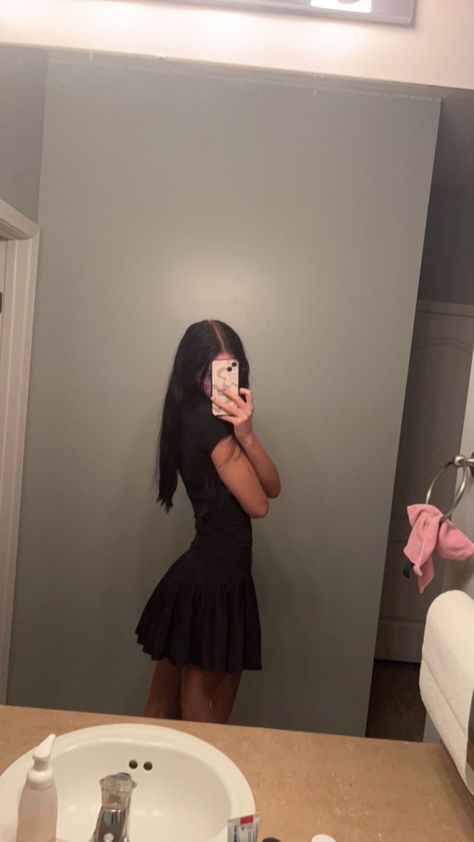 mirror selfie, football game outfit, mirror selfie inspo, outfit ideas, fit check, crochet top, tennis skirt, mirror selfie ideas, fnl, hair ideas, pink hair, hairstyle, cute outfits, cute football game fit, all black fit, black tennis skirt Fit Checks Mirror, Makeup Look Photoshoot, Skirt Mirror Selfie, Skirt Selfie, Black Tennis Skirt Outfit, Check Crochet, Outfit Mirror Selfie, Skirt Pic, All Black Fit