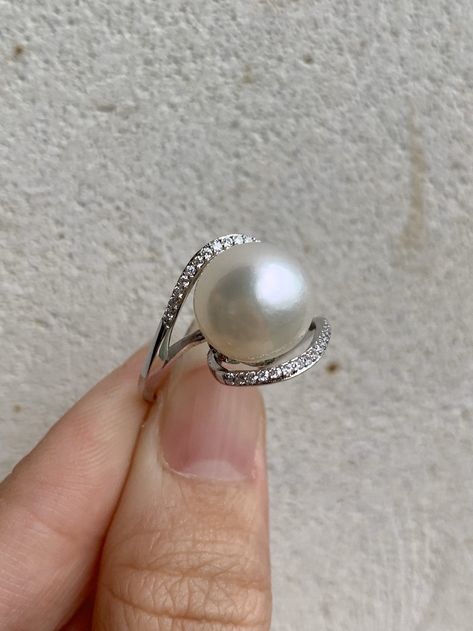 Silver Pearl Ring, Natural Pearl Earrings, Pearl Engagement Ring, Golden South Sea Pearls, Sea Pearl, Diamond Settings, Natural Pearl, Sea Pearls, South Sea Pearls