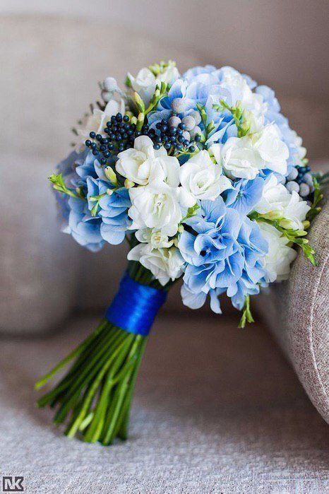 Prom Bouquet Blue, Magic Decor, Prom Bouquet, Baby Blue Weddings, Blue And White Flowers, Blue Wedding Bouquet, Hydrangea Bouquet, Bridal Bouquet Flowers, Blue Themed Wedding