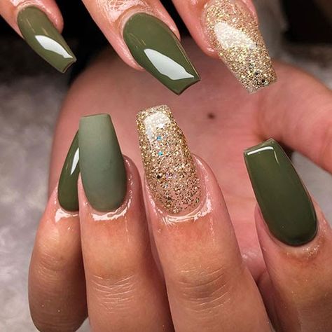 Nail For Fall, Olive Green Nails, Olive Nails, Popular Nail Colors, Gold Nail Designs, Gold Glitter Nails, Green Nail Designs, Nails Aesthetic, Green Nail