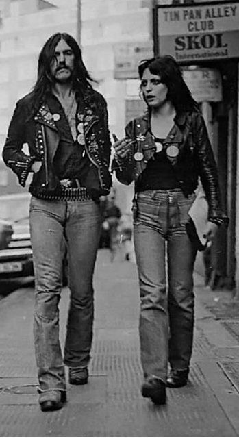 lemmy and gaye advert Gaye Advert, Punks 70s, Lemmy Motorhead, Estilo Punk Rock, Punk Rock Style, 70s Punk, Lemmy Kilmister, 80s Punk, Mode Punk