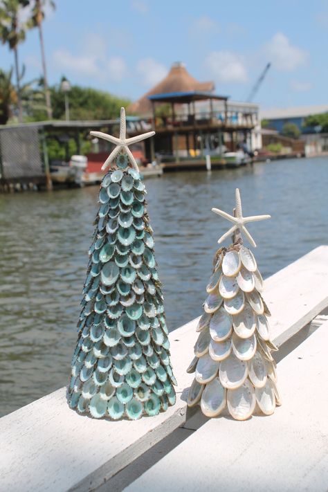 Loving Coastal Living's Blue/Green Limpet Tree & Reversed Abalone Tree Available at www.LovingCoastalLiving.com Shell Trees, Seashell Tree, Seashell Christmas Tree, Shell Tree, Seashell Christmas, Beachy Stuff, Shell Painting, Oyster Shell Crafts, Shell Craft