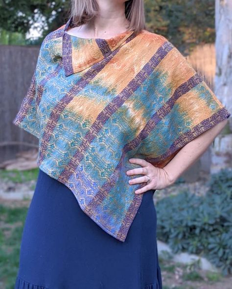 Quick and Beautiful Poncho : 7 Steps (with Pictures) - Instructables Rigid Heddle Weaving Patterns, Saori Weaving, Weaving Loom Diy, Wearable Art Clothing, Weaving Loom Projects, Rigid Heddle Weaving, Sewing Machine Feet, Crochet Poncho Patterns, Weaving Designs