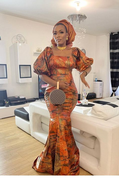 Beautiful Long Gown style Kampala Dress Styles, Eid Outfits African, Dress Styles For Ladies, Kampala Gown Styles For Ladies, Fabric Styles, African Fabric Dress, Long African Dresses, African Styles, Ankara Gown Styles