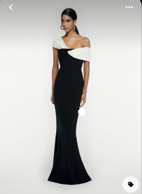 Mean Blvd Dress, Evening Gowns Elegant Classy Beautiful, Classy Cocktail Dress Elegant, Bridesmaid Dresses Black And White, Sister Of The Bride Dress, Semi Formal Dress Code, Classic Evening Dress, Neat Casual Outfits, Robes Glamour