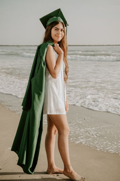 Cap And Gown Beach Pictures, Beach Graduation Photoshoot, Beach Cap And Gown Pictures, Beach Grad Pics, Beach Graduation Pictures, Senior Portraits Beach, Graduation Shoot Ideas, Grad Picture Ideas, Senior Things