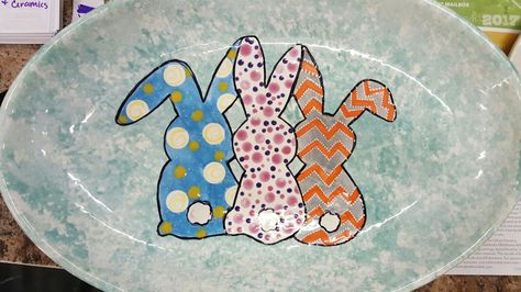 Easter Pottery Ideas, Easter Ceramics, Painted Platter, Three Bunnies, Ceramics Plates, Easter Pottery, Birthday Plates, Handmade Ceramics Plates, Birthday Plate