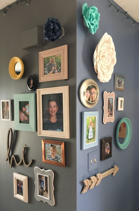 Photo collage wall over corner Photo Wall Collage Mixed Frames, Stacked Tile Backsplash, Walls Collage, Stacked Tile, Tile Backsplash Ideas, Living Room And Bedroom Combo, Deck Furniture Layout, Wall Decora, Wall Layout