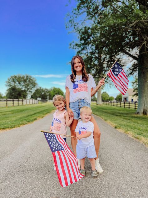 Fourth Of July Family Photos, Toddler Aesthetic, July 4th Holiday, Navy Flag, Retro 4, Flag Shirt, Family Outfits, Family Pictures, 4th Birthday