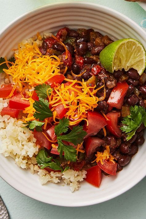 Black Bean Recipe, Cauliflower Rice Bowl, Rice Bowls Healthy, Meal For One, Rice Bowl Recipe, Chili Rice, Beans In Crockpot, Frozen Cauliflower, Black Beans And Rice