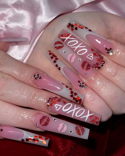 Xoxo Nails, Winter Nail Art Ideas, Carpet Ideas 2023, Vday Nails, Carpet Ideas, Valentine Nail Art, February Nails, Nude Nail Designs, Baddie Nails