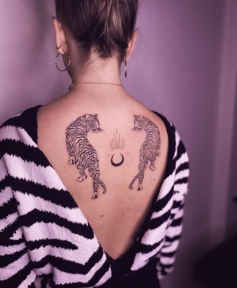 Cool Back Tattoos For Women, Back Tattoos For Women, Feminine Back Tattoos, Cool Back Tattoos, Tiger Tattoo Design, Hi Fashion, Back Tattoo Women, Tiger Tattoo, Back Pieces