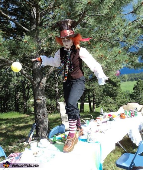 Mad Hatter Costume Men’s, Mad Hatter Guys Costume, Alice In Wonderland Mad Hatter Costume, The Mad Hatter Costume, Mad Hatter Diy Costume, Halloween Mad Hatter, Mad Hatter Outfit, 2010 Halloween, Johnny Depp Mad Hatter