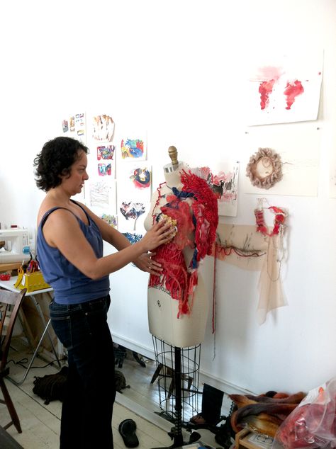 Fiber Artist Charlotte Noruzi at work on "Woven Anatomy: Bringing the Inside Out". For more fiber art content, join the FiberArtNow.net tribe. Sheila Hicks, Art Content, Sophie Digard, Sewing Space, Fiber Artist, Human Form, Designer Art, Weaving Art, Anatomy Art