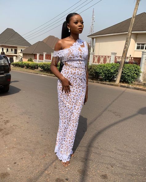 White Lace Asoebi, Latest Bridesmaid Dresses In Nigeria, White Lace Asoebi Gown Styles, White Lace Styles In Nigeria, White Lace Corset Dress Styles Nigerian, Short White Lace Gown Styles Aso Ebi, White Lace Dress Styles Ghana, Lace Dress Styles Ghana, Lace Gown Styles Aso Ebi