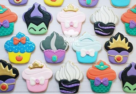 Disney Princess Cookies, Cupcakes Design, Princess Cupcake, Disney Desserts, Princess Cookies, Disney Cookies, Evil Queens, Princess Cupcakes, Iced Sugar Cookies