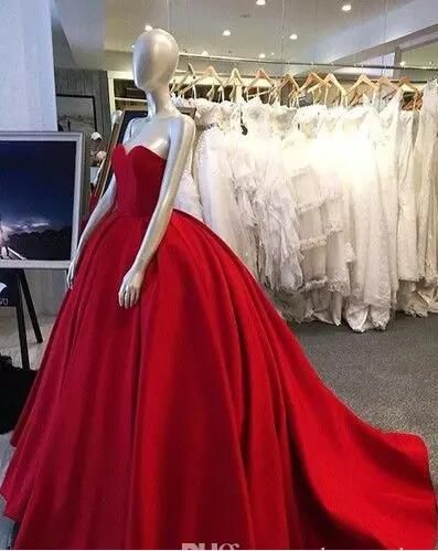 Red Satin Prom Dress, Red Ball Gowns, Chic Prom Dresses, Red Prom Dress Long, Ball Gown Prom Dresses, Gown Prom Dresses, Red Ball Gown, Satin Ball Gown, Princess Prom Dresses