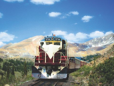 What better way to see two of Colorado’s tallest peaks—Mount Massive and Mount Elbert—than aboard the Leadville Colorado & Southern Railroad? Leadville is the highest incorporated town in North America at 10,152 feet. The LC&SRR route is 1,000 feet above the Arkansas River Valley. That opens up spectacular views of Mount Massive at 14,429 feet and Mount Elbert, 14,439. Heber Valley Railroad, Mount Elbert, Dinner Train, Leadville Colorado, Grand Canyon Railway, Fort Worth Stockyards, Short Lines, Heritage Railway, Santa Cruz Mountains