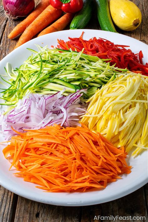 Summer Vegetable Medley - A Family Feast Julienne Vegetables Recipes, Julienne Salad, Julienned Vegetables, Family Feast Recipes, Summer Vegetable Recipes, Julienne Vegetables, Sliced Vegetables, Bistro Salad, Japanese Menu