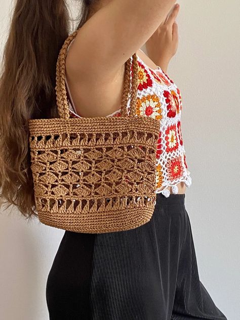 Crochet Raffia Tote Bag, Straw Shoulder Bag, French Market Bucket Bag, Purse Basket, Minimal Boho-chick Bag, Rouje Bag, Net Bag,gift for Her - Etsy Türkiye Raffia Tote Bag, Raffia Crochet, Minimal Boho, Bag Pattern Free, Summer Tote Bags, Crochet Shoulder Bag, Crochet Market Bag, Net Bag, Raffia Bag