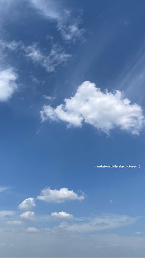 Clouds Emoji Aesthetic, Jowa Pics, Sky Snap Ideas, Captions For Couple Pictures, Sky Captions, Aesthetic Views, Sunset Captions, Nature Photography Quotes, Good Night Story