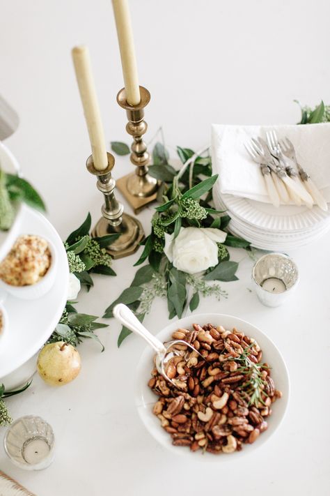 Fraîche Table: Holiday Appetizers - Fraiche Living Pull Apart Pizza, Fraiche Living, Pizza Buns, Holiday Appetizer, Appetizer Menu, Roasted Nuts, White Dishes, Holiday Appetizers, Mac N Cheese