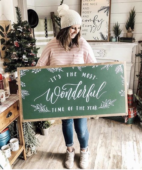 Christmas Signs For Mantle, Christmas Sign For Mantle, Christmas Crafts Signs, Christmas Cricut Sign, Cricut Christmas Sign Ideas, Big Christmas Signs, Wood Holiday Signs, Farmhouse Christmas Signs Wooden, Cricut Christmas Signs Wood