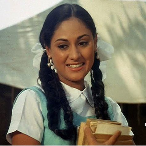 Jaya Bhaduri Jaya Bhaduri, Jaya Bachchan, Poofy Hair, Old Girl Names, Indian Goddess, Indian Bridal Fashion, She Movie, Amazon Prime Video, Hindi Movies