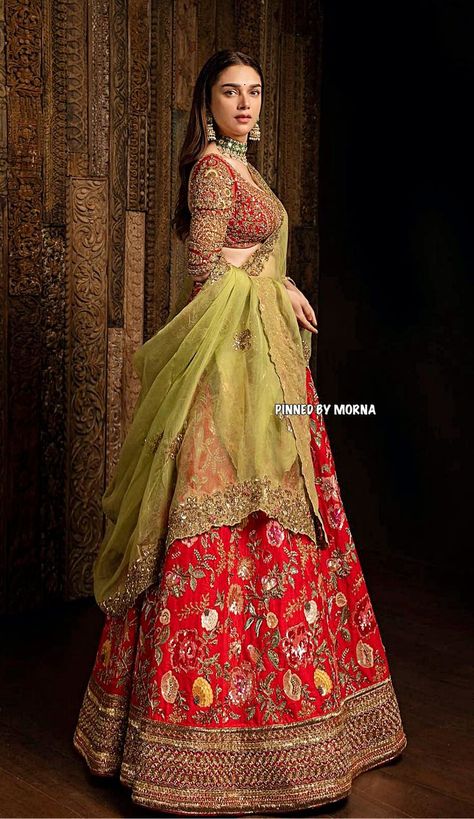 Shyamal Bhumika Lehenga, Shyamal And Bhumika Lehenga, Indian Wedding Reception Outfits, Bride Lehenga, Dupatta Draping, Reception Outfits, Shyamal And Bhumika, Indian Bridesmaid Dresses, Lehenga Saree Design