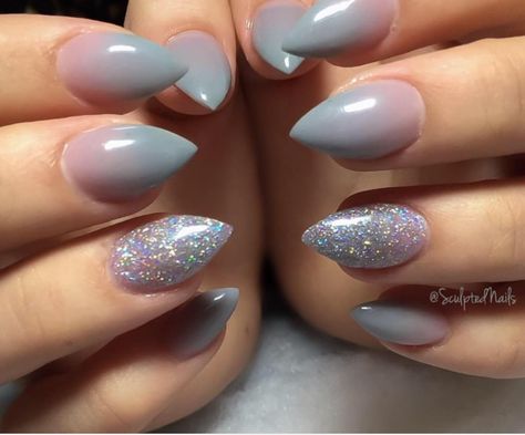 Gray Ombre Nails Almond, Short Stelito Nails, Short Pointed Nails, Short Pointy Nails, Umbre Nails, Short Stiletto Nails, Nail Finger, Bandana Nails, Nails Shapes