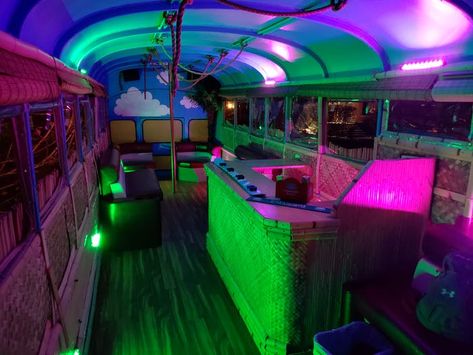 Party Bus Decorations, Diy Party Bus, Party Bus Aesthetic, Party Bus Ideas, Kids Party Bus, Bachelorette Party Bus, Bus Business, Gang Activity, Limo Party