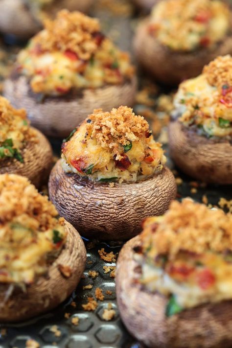 Crab Cake Stuffed Mushrooms, Red Lobster Stuffed Mushrooms, Stuffed Mushrooms With Crabmeat, Best Crab Stuffed Mushrooms, Mushrooms Stuffed With Crabmeat, Crab Meat Stuffed Mushrooms, Crab Stuffed Mushroom Caps, Low Carb Stuffed Mushrooms, Artificial Crab