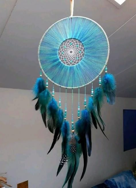 Dreamcatcher Crochet, Atrapasueños Diy, Diy Dream Catcher Tutorial, Dream Catcher Tutorial, Dream Catcher Patterns, Beautiful Dream Catchers, Dream Catcher Decor, The Inner Circle, Dream Catcher Art