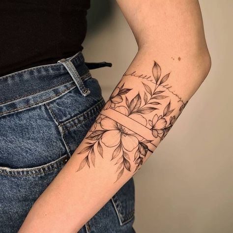 Womens Dainty Sleeve Tattoo, Half Sleeve Ideas For Women Forearm, Feminine Half Sleeve Tattoo Lower Arm, Middle Of Arm Tattoo, Tattoo Arm Bands For Women, Bicep Women Tattoo, Tattoo Arm Women Sleeve, Forearm Tattoo Feminine, Floral Arm Band Tattoo For Women