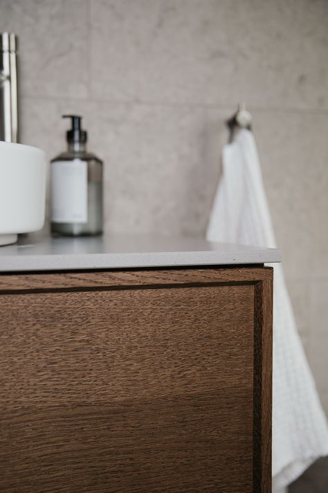 Air Wood vanity unit in Dark Oak www.inr.se www.inr.no www.inr.dk www.inr.fi Dark Wood Floating Vanity, Dark Wood Vanity Bathroom, Dark Oak Bathroom, Oak Vanity Bathroom, Scandinavian Bathrooms, Modern Scandinavian Bathroom, Bathroom Design Wood, Wooden Bathroom Furniture, Oak Bathroom Cabinets