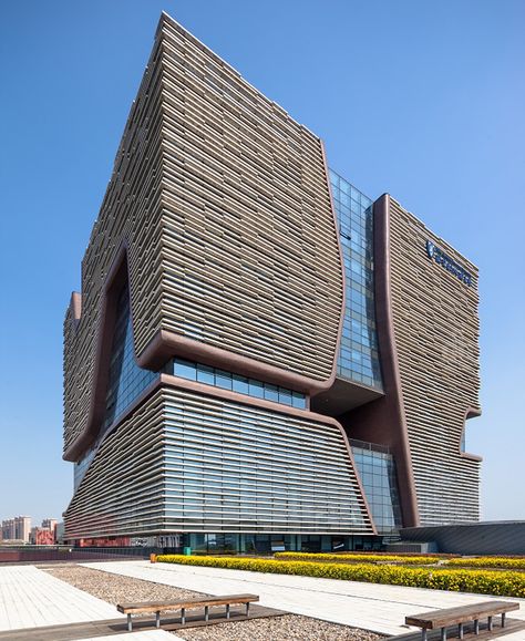 aedas xian jiaotong liverpool university designboom Elevations Architecture, Architecture Marketing, Liverpool University, University Building, Suzhou China, Large Building, University Of Liverpool, Unusual Buildings, Interesting Buildings