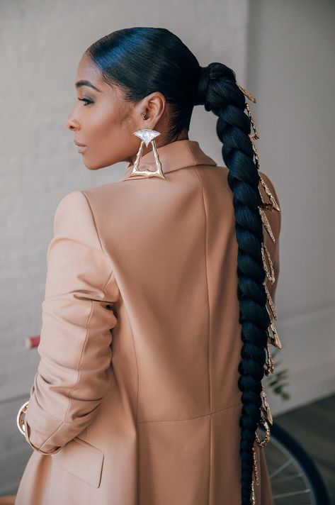 Ponytail For Black Women, Frontal Ponytail, Frontal Hair, Couture Hairstyles, Birthday Hair, Curly Hair Styles Easy, Frontal Hairstyles, Red Carpet Ready, Hair Ponytail Styles