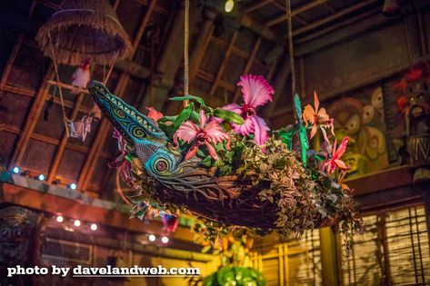 I Can Break Away: Playlist: Song Origins of Walt Disney's Enchanted Tiki Room Tiki Room Disney, Walt Disney's Enchanted Tiki Room, Playlist Song, Disney Themed Rooms, Outdoor Tiki Bar, Tiki Man, Tiki Decor, Tiki Bar Decor, Disney Enchanted