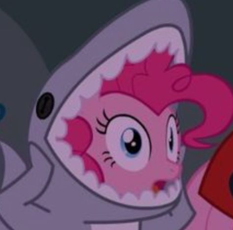 Shark Halloween, Pink Pie, Mlp Memes, My Lil Pony, My Little Pony Drawing, Mlp Pony, My Little Pony Pictures, Pony Drawing, Pinkie Pie