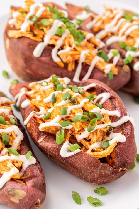 Chicken Stuffed Sweet Potato Recipes, Stuffed Sweet Potato Recipes Healthy, Chicken Stuffed Sweet Potato, Potato Recipes Healthy, Stuffed Sweet Potato Recipes, Potatoes Stuffed, Stuffed Sweet Potato, Chicken Potato Bake, Sweet Potato Recipes Healthy