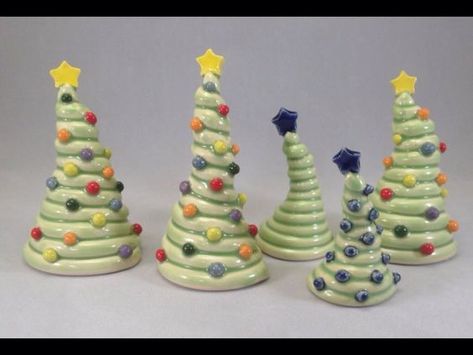 Clay Projects For Kids, Clay Christmas Decorations, Ceramic Christmas Decorations, Coil Pottery, Clay Crafts For Kids, Kids Clay, Clay Christmas, Kids Pottery, Christmas Clay