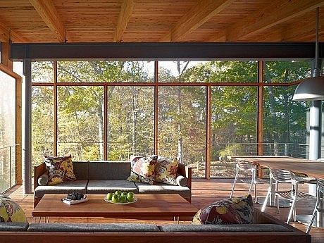 New Milford Residence by Billinkoff Architecture Mid Century Modern Porch, Lake Toxaway, Modern Porch, Lodge Look, Living Roofs, Fancy Houses, Porch Design, Flat Roof, Screened In Porch