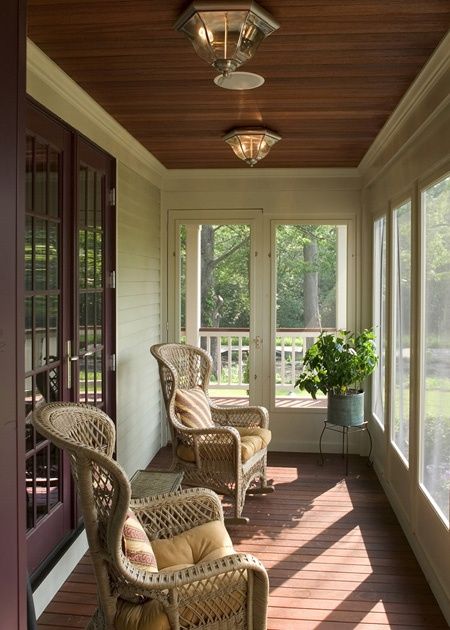 55 Front Verandah Ideas and Improvement Designs Veranda Design, Small Sunroom, Traditional Porch, Front Verandah, Screened Porch Designs, Balkon Decor, Porch Ceiling, Building A Porch, Enclosed Porches